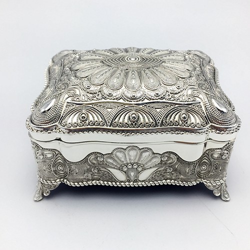 Μπιζουτιέρα Επάργυρη Ορθογώνια Λακαριστή 104HQ17963