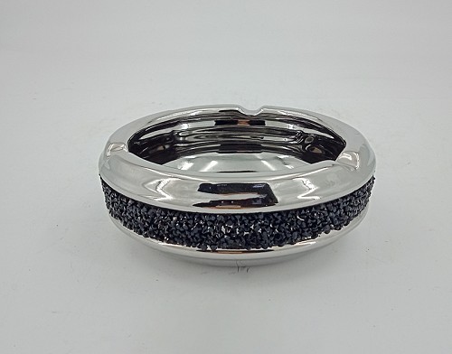 Διακοσμητικό Ασημί Κεραμικό Σταχτοδοχείο Με Μαύρο Στρας 15x15x5.5cm