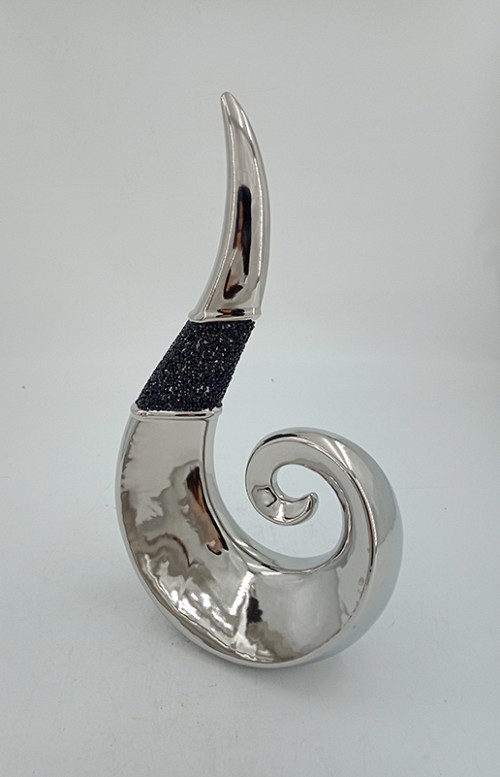 Διακοσμητική Κεραμική Ασημί Φλόγα Με Μαύρα Στρας 19.5x9.5x34.5cm