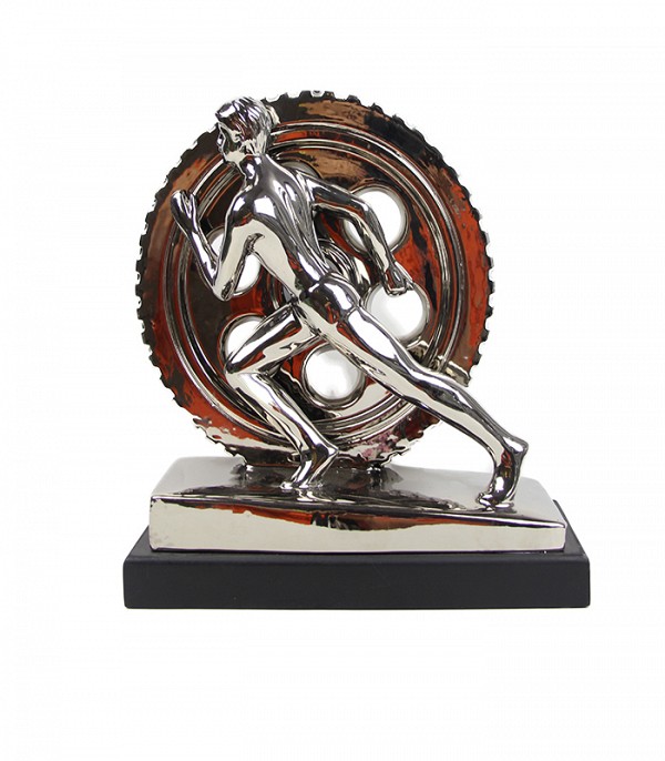 Κεραμική Διακοσμητική Φιγούρα σε τροχό Ασημί με Μαύρη Βάση