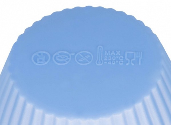 Baking tray + 12 silicone molds